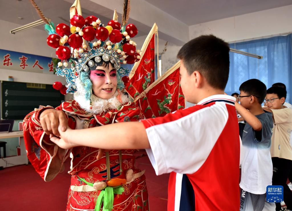 东方皇宫号